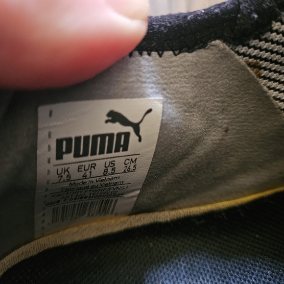Size 8.5 - PUMA Hybrid Rocket Runner Black White Need Some Cleaning Used Conditi